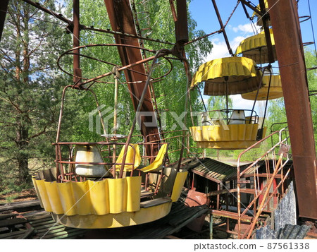 Chernobyl nuclear accident, Ferris wheel wreckage (2) 87561338