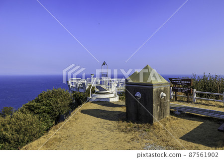 《Tsurumisaki Lighthouse, Oita Prefecture》 Tsurumisaki and Tsurumisaki Lighthouse at the easternmost point of Kyushu 《Tsurumisaki Lighthouse, Oita Prefecture》 Tsurumisaki and Tsurumisaki Lighthouse at the easternmost point of Kyushu 87561902