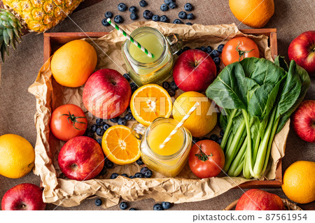 蔬菜冰沙和水果冰沙 87561954