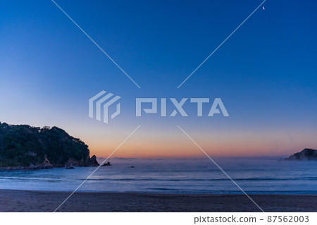 （靜岡縣）南伊豆/ Yumigahama Dawn 87562003