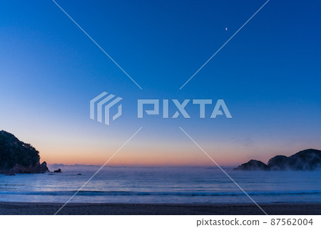 （靜岡縣）南伊豆/ Yumigahama Dawn 87562004