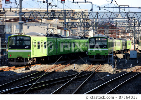 Yamatoji Line 201 Series and Osaka East Line 201 Series Yamatoji Line 201 Series and Osaka East Line 201 Series 87564015