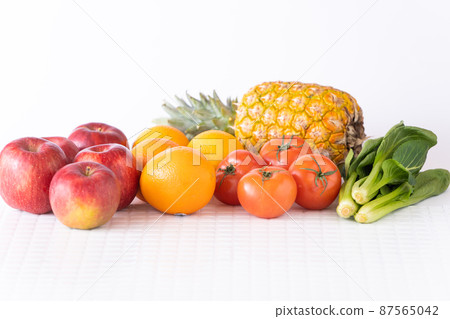 Fruit and vegetable set 87565042