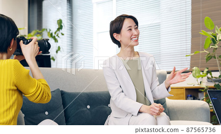 Interview with a woman interviewed Interview with a woman interviewed 87565736