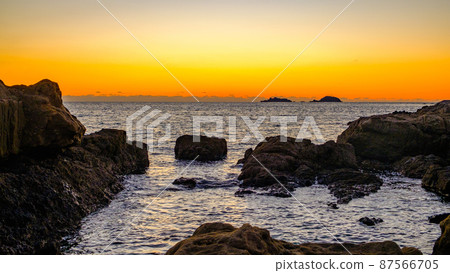 Evening view overlooking Gunkanjima 87566705
