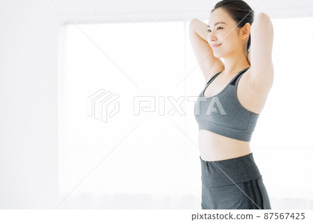 健身健身房女人運動 87567425