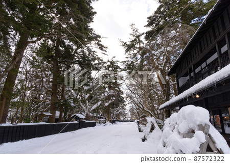 Snow makeup of Kakudate samurai residence 87572322