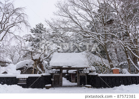 Snow makeup of Kakudate samurai residence Snow makeup of Kakudate samurai residence 87572381