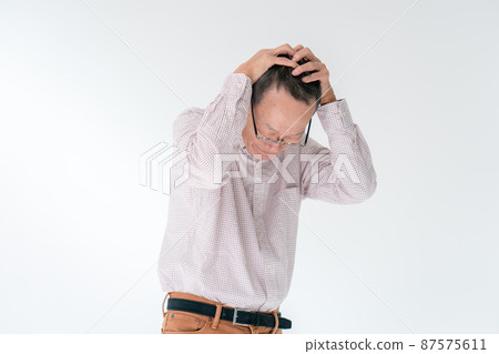 Senior man thinning hair regret Senior man thinning hair regret 87575611
