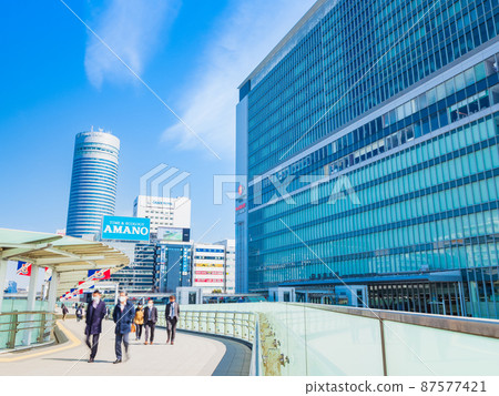 新橫濱站北口 87577421