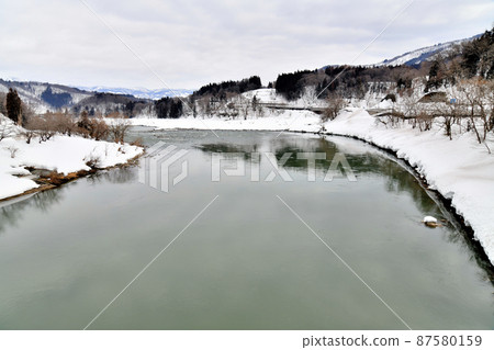 從湯瀧橋/千曲川下游看（長野縣飯山市）[2022.3] 87580159