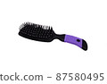 白色背景上的梳子 87580495