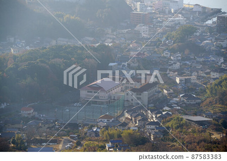 [Closed] Onomichi City Takuma Junior High School (currently Innoshima General Welfare Center Hassaku Exchange Center) Distance View 2 Innoshima, Onomichi City, Hiroshima Prefecture 87583383