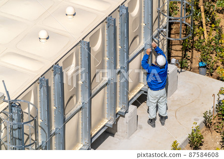 接水箱、儲水箱施工、給排水衛生設備、給水設備、維修檢查 87584608