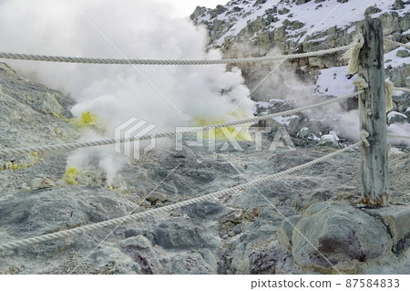 冬季 Atsanupuri (Mt. Iou) 冬季 Atsanupuri (Mt. Iou) 87584833