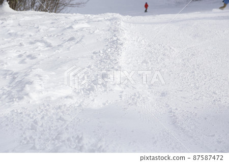 The border of the slopes Pistenburn 87587472