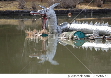 Gifu Family Park in early spring 87590748