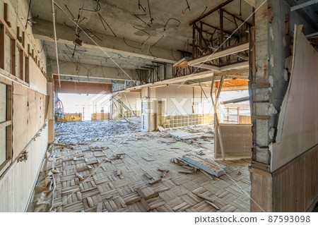 Great East Japan Earthquake Damaged Earthquake Remains Nakahama Elementary School Yamamoto Narrator no Kai To pass on to posterity Disaster prevention and mitigation 87593098