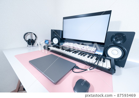 Fashionable gaming desk 87593469