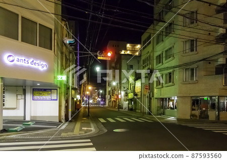 廣島縣廣島市京橋町第9北十字路口 廣島縣廣島市京橋町第9北十字路口 87593560