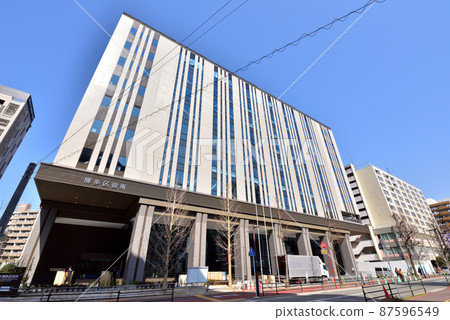 福岡市博多區博多站前2-9-3 博多區役所新政府大樓 87596549