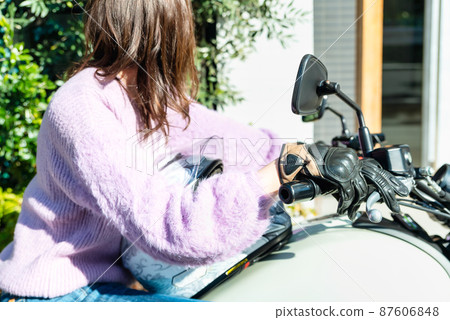 女騎手圖片剪輯 87606848