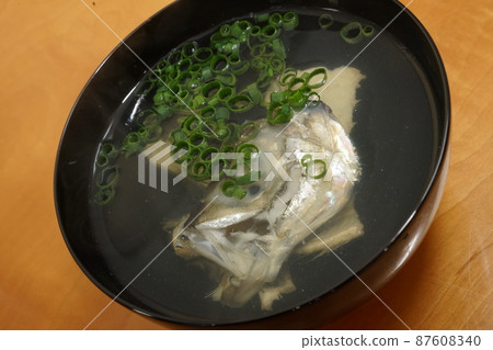 使用竹莢魚ara的潮汐湯(Ushi湯) 使用竹莢魚ara的潮汐湯(Ushi湯) 87608340