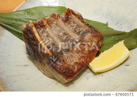 Tuna blood steak Tuna blood steak 87608571