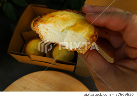 tart, cheese tart tart, cheese tart 87609636