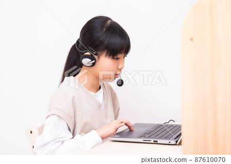 Asian girl studying online in the children's room Asian girl studying online in the children's room 87610070