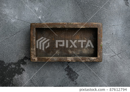 Empty wooden box with copy space for text or food, top view flat lay , on gray stone table background 87612794
