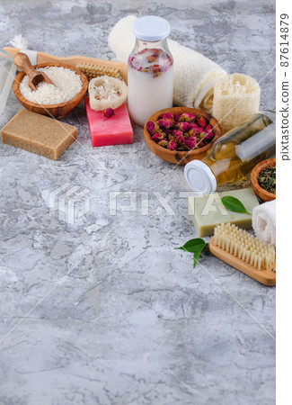 Fermented cosmetic from rice, rose and green tea 87614879