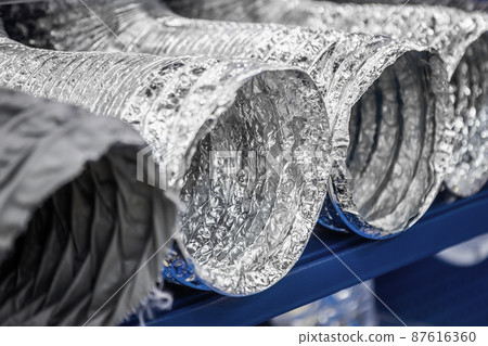 assortment of non-insulated aluminum air ducts 87616360