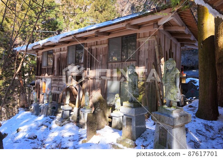 瀧澤不動瀑布 不動大瀧群馬縣指定風景名勝區 赤木山幕府瀑布 冰瀑 87617701