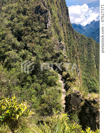 [秘魯] 馬丘比丘遺址：Huayna Picchu 的山路 87627371