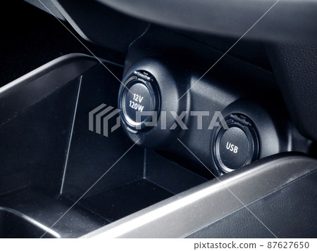 中控台智能手機存儲和充電端口 87627650