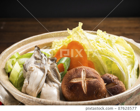 Oyster hotpot 87628577