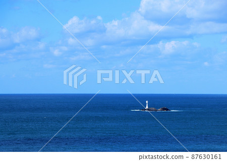 A small lighthouse in Sanin, Kaishigaseto 87630161