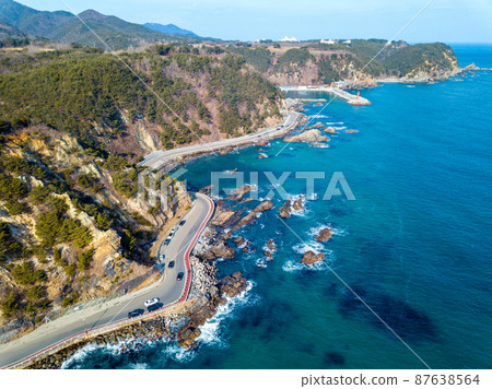 Gangneung-si Heonhwa-ro Drive Road and the East Sea Gangneung-si Heonhwa-ro Drive Road and the East Sea 87638564