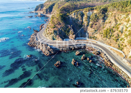 Gangneung-si Heonhwa-ro Drive Road and the East Sea Gangneung-si Heonhwa-ro Drive Road and the East Sea 87638570