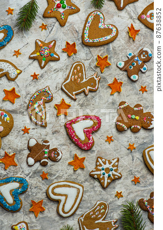 Homemade gingerbread cookies on table. Christmas holiday background 87638852