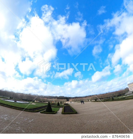 Blue sky taken at the Palace of Versailles Blue sky taken at the Palace of Versailles 87640656