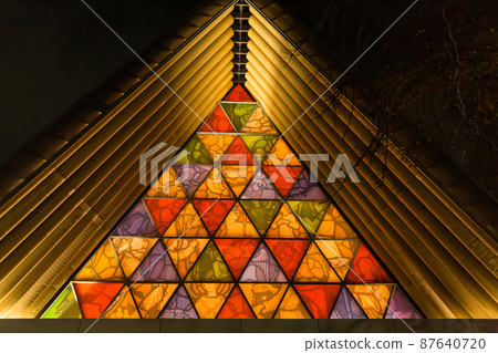 新西蘭燈火通明的基督城過渡大教堂,俗稱紙教堂 新西蘭燈火通明的基督城過渡大教堂,俗稱紙教堂 87640720