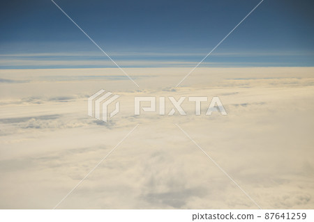 在從飛機看見的雲彩的世界 在從飛機看見的雲彩的世界 87641259