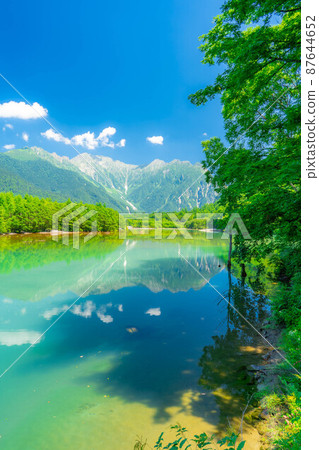 Kamikochi in summer Taisho Pond [Nagano Prefecture] 87644652