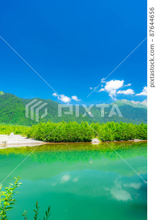 Kamikochi in summer Taisho Pond [Nagano Prefecture] 87644656