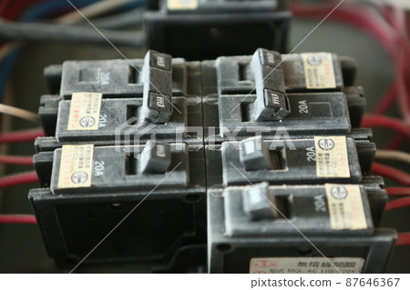 main power switch 87646367