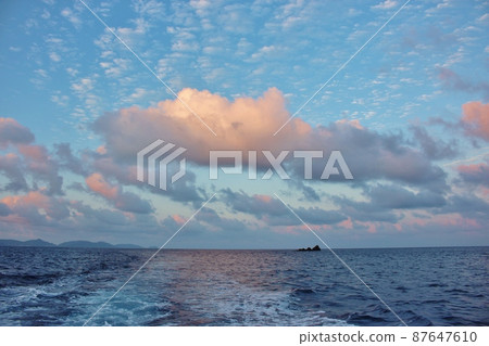 Iheya Island seen from the ship 87647610