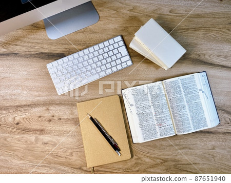 考試學習寫作工具和日英詞典鳥瞰圖 87651940