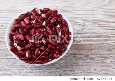 Red beans on wooden 87653753